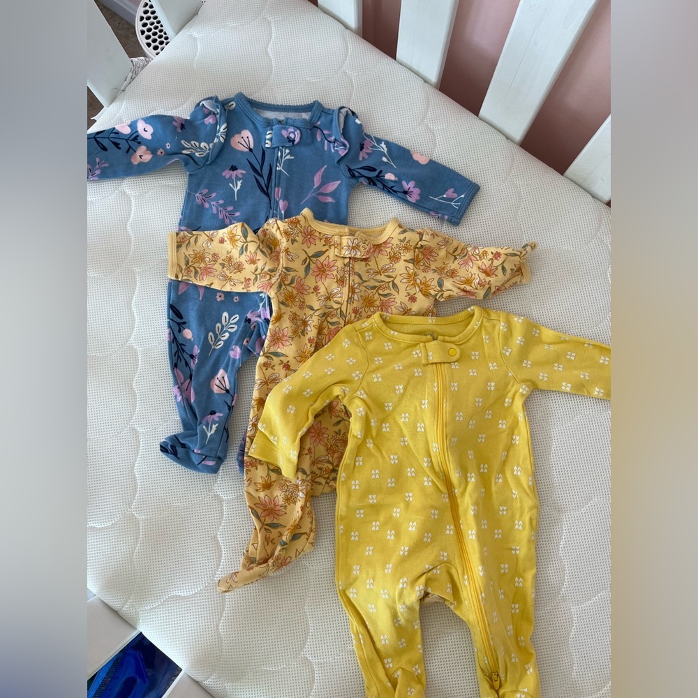 Carters 3 month footie bundle